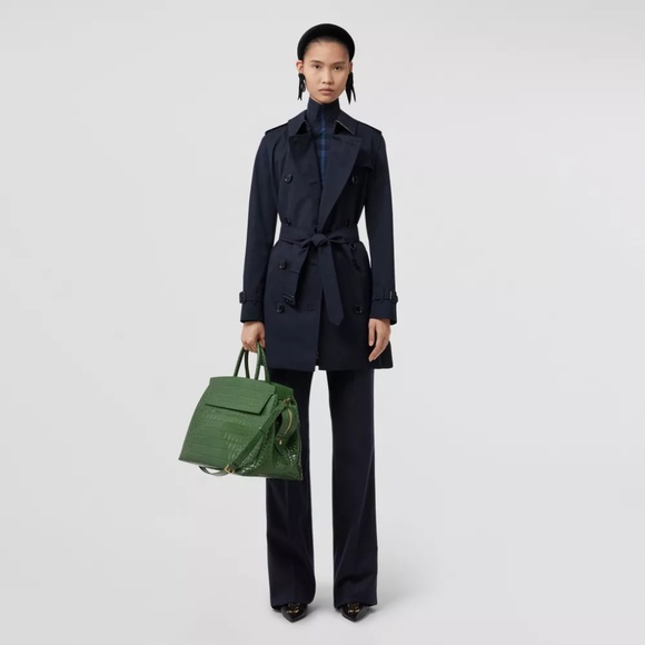 Burberry Short Trench Coat in Black Size 6 - Picture 5 of 6